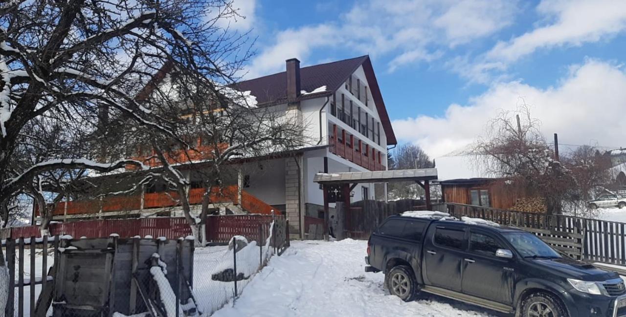 Casa De Vacanta Perla Colibitei Colibita Exterior photo